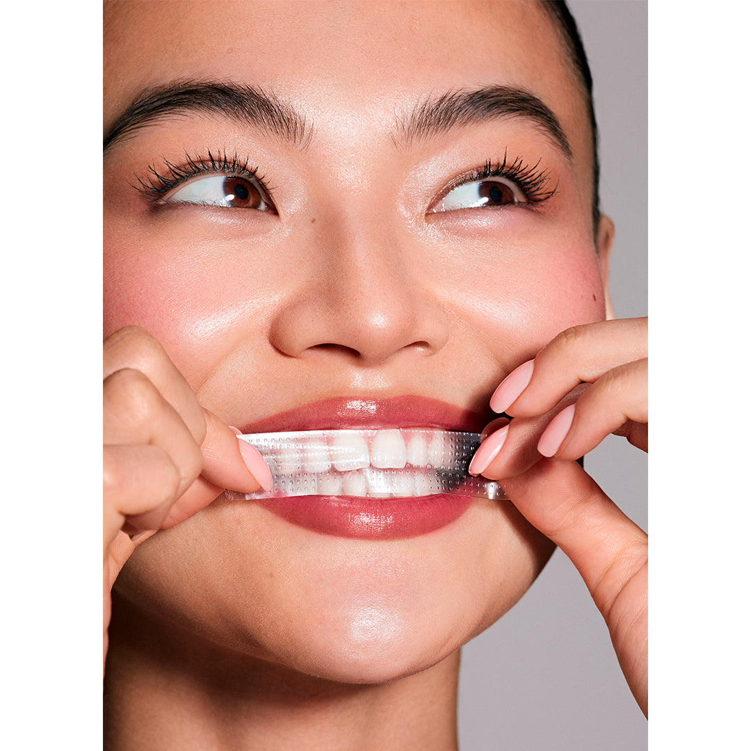 TEETH WHITENING STRIPS - 4 PACK